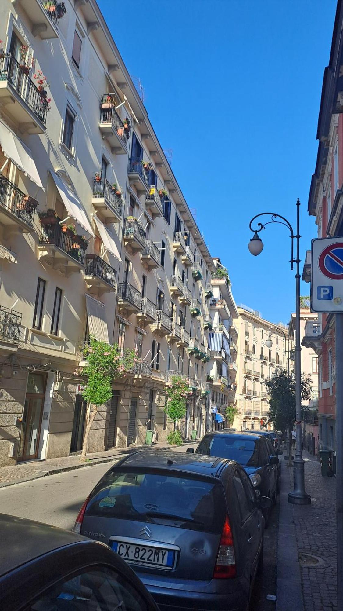 Grimaldi Apartment Salerno Exterior foto